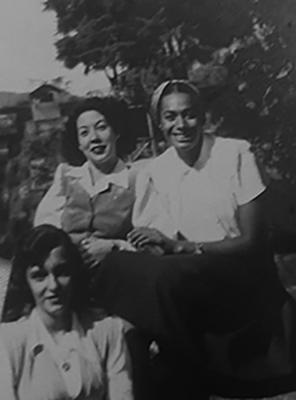 Maria d'Apparecida Adolescente, avec ses deux amies Diva e Nilse